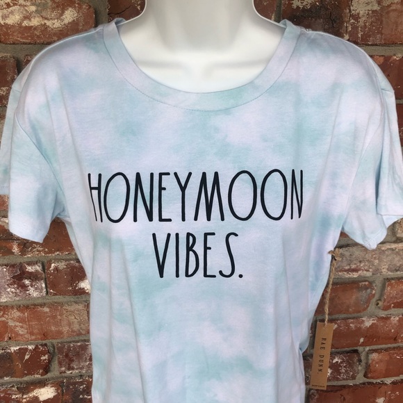 Rae Dunn "honeymoon vibes" tie dye tee size S - Picture 3 of 7